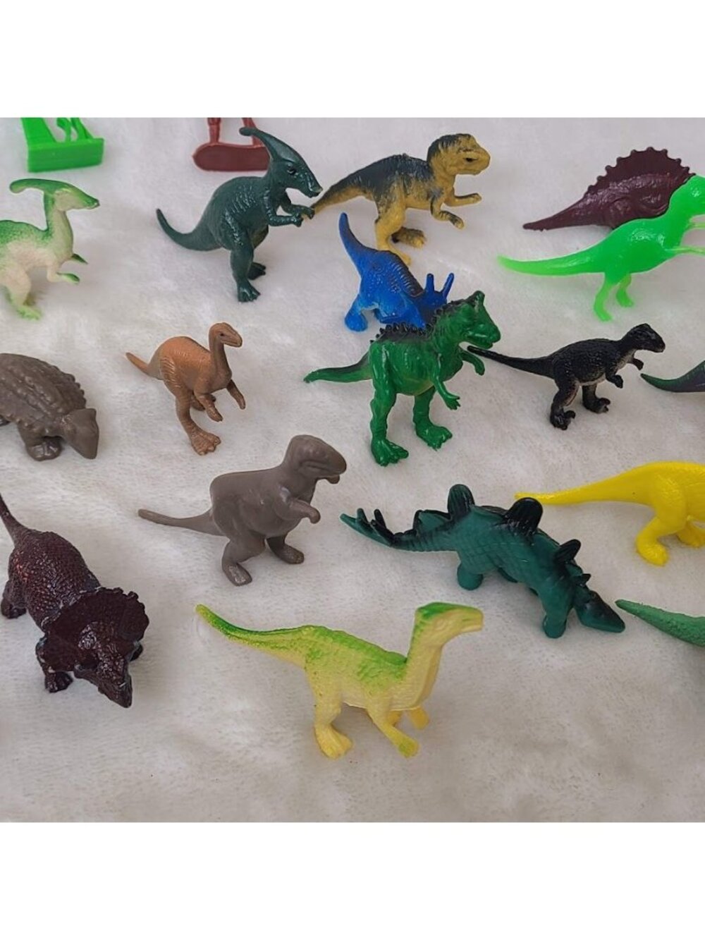 21 Pc Mini Dinosaur Figure Lot T Rex Triceratops Tree Soldier Toys - Picture 7 of 11